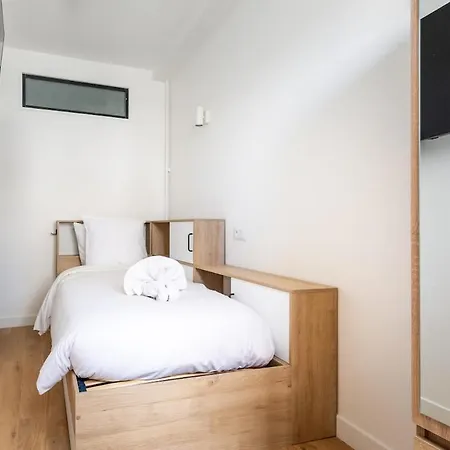 4-Place D'Italie-3Pers-Lumineux-2Chambres-Paris13 * Paris