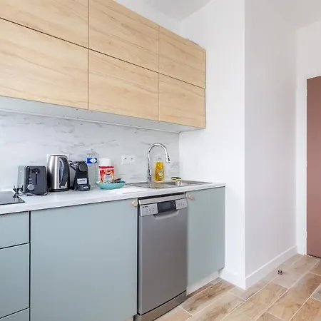 4-Place D'Italie-3Pers-Lumineux-2Chambres-Paris13 Paris